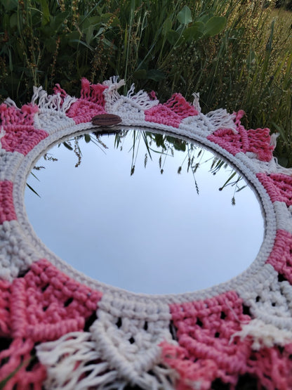 Espejo Circular en Macramé Hecho a Mano – Decoración Boho en Algodón